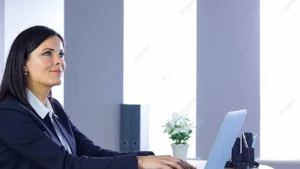 علامات الذكاء الثمانية التي تكشف تفوقك الذهني دون الحاجة للدراسة المكثفة